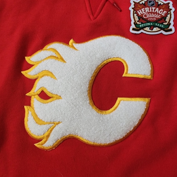 Fanatics Authentic Pro Calgary Fame Heritage Classic Hoody Mens medium - Picture 3 of 9